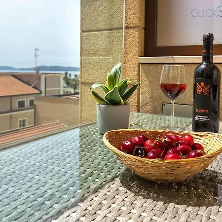 Residencia Vejademar 6 Posti Letto Con Vista Mare E Posto Auto Apartment