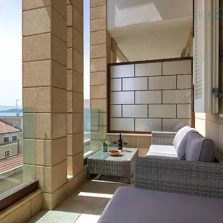 Residencia Vejademar 6 Posti Letto Con Vista Mare E Posto Auto Apartment