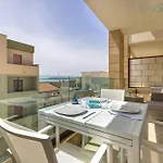 Appartement Residencia Vejademar Sea View, Close To The