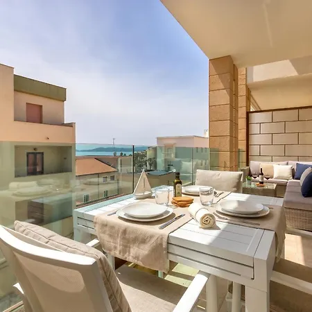 Apartment Residencia Vejademar Sea View, Close To The *