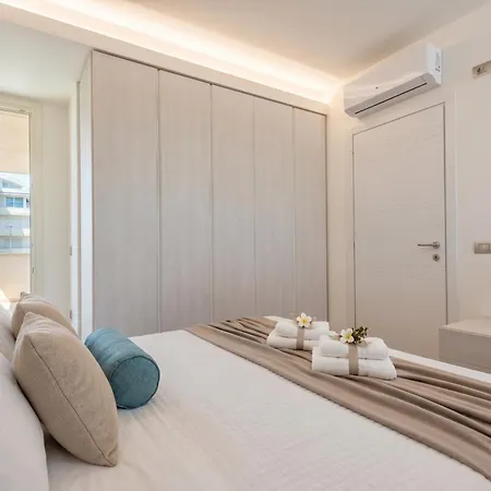 Residencia Vejademar Sea View, Close To The Apartment
