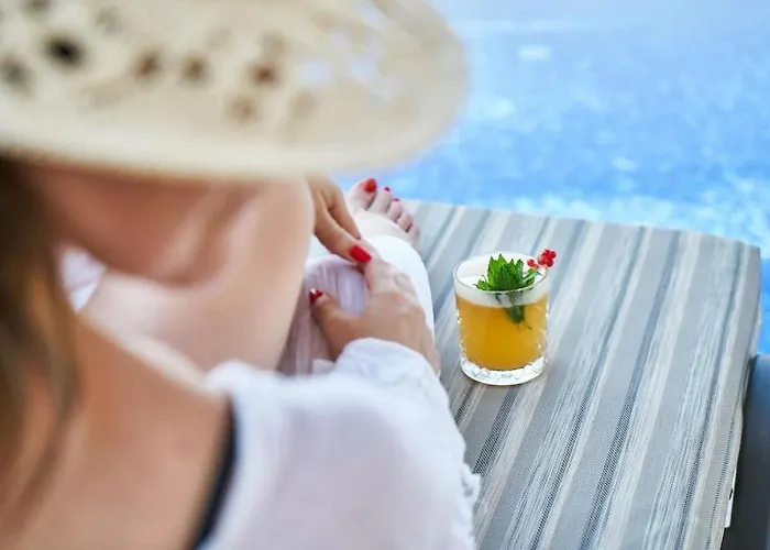 Residencia Vejademar Sea View, Close To The *